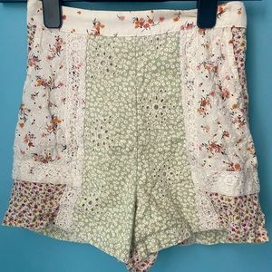 American Eagle Patchwork Cloth Lined Shorts Size XS Multicolor